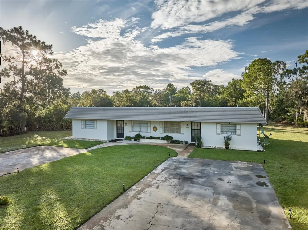 6760 DAYTONA DRIVE Lake Wales, FL 33855