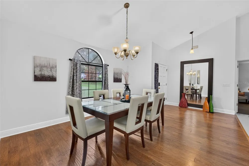 2144 MAJESTIC WOODS BOULEVARD Apopka, FL 32712
