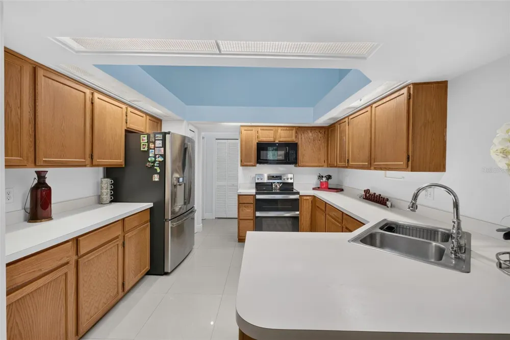 2144 MAJESTIC WOODS BOULEVARD Apopka, FL 32712