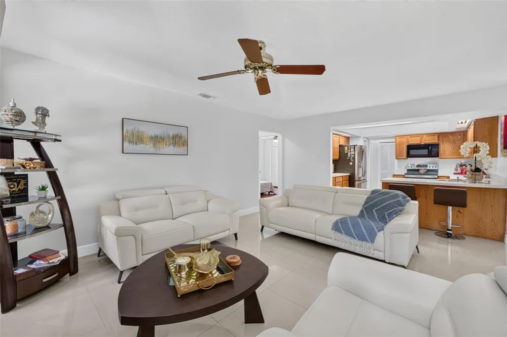 2144 MAJESTIC WOODS BOULEVARD Apopka, FL 32712