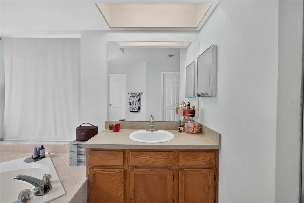 2144 MAJESTIC WOODS BOULEVARD Apopka, FL 32712
