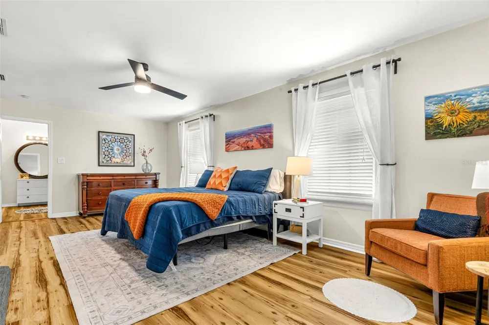 1350 26TH AVENUE St Petersburg, FL 33704