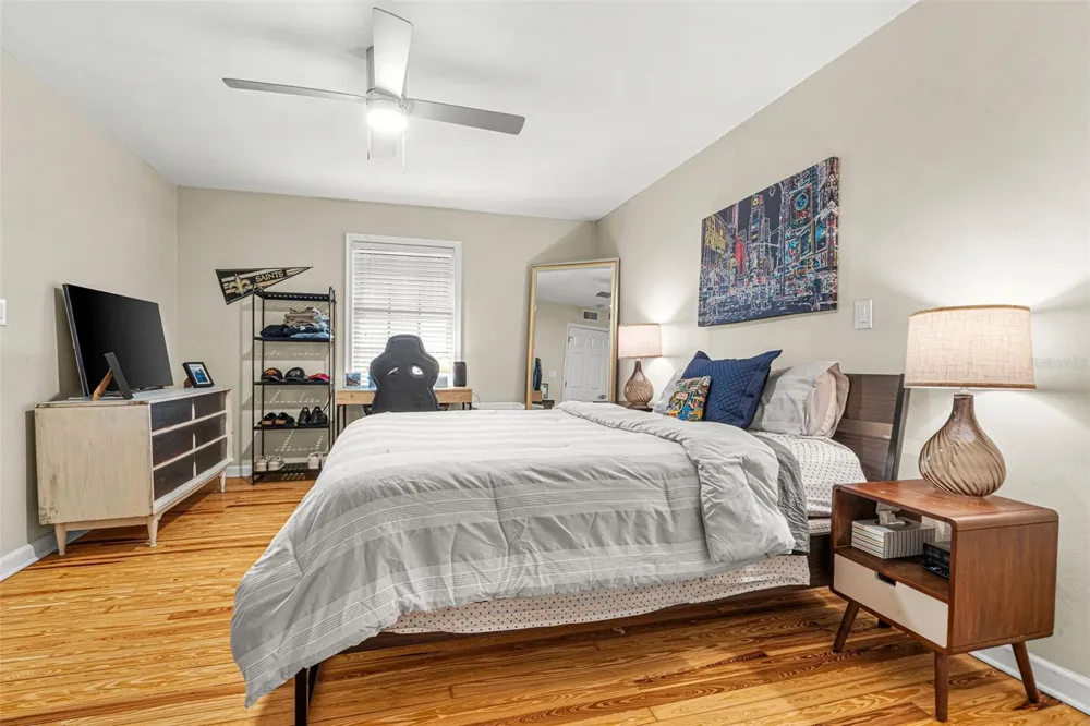 1350 26TH AVENUE St Petersburg, FL 33704