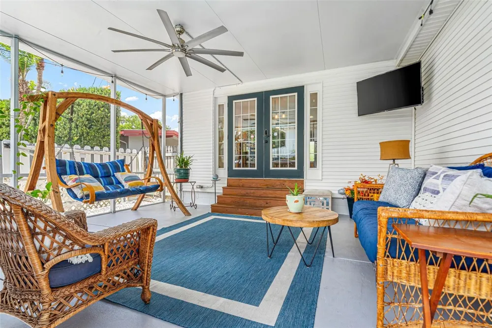 1350 26TH AVENUE St Petersburg, FL 33704