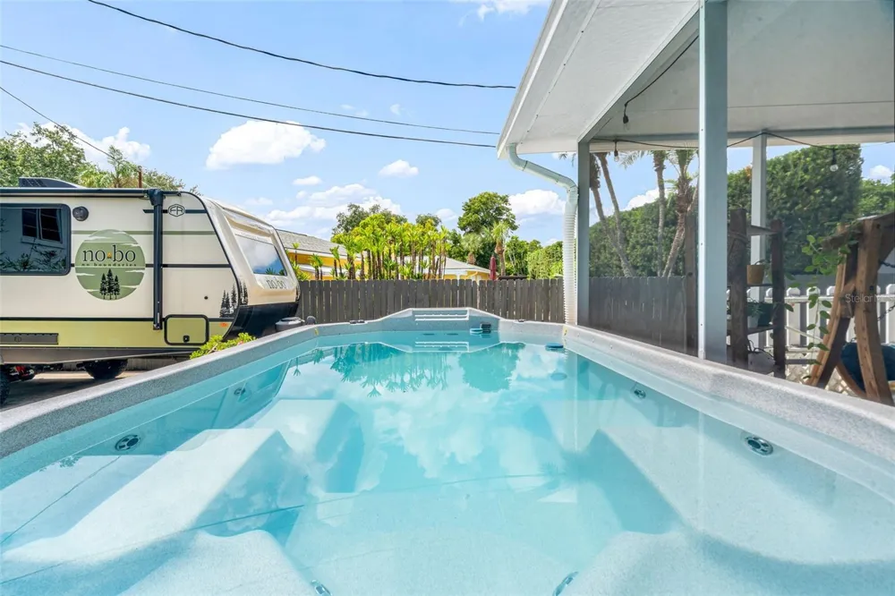 1350 26TH AVENUE St Petersburg, FL 33704