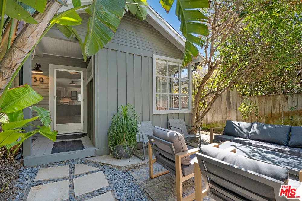 30 Fleet Street Venice, CA 90292