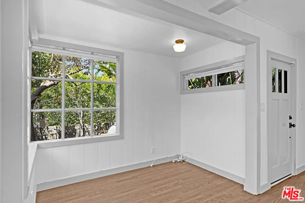 30 Fleet Street Venice, CA 90292