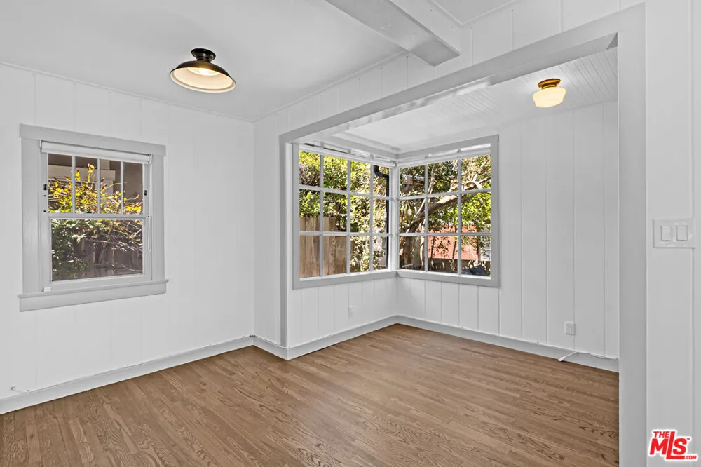 30 Fleet Street Venice, CA 90292