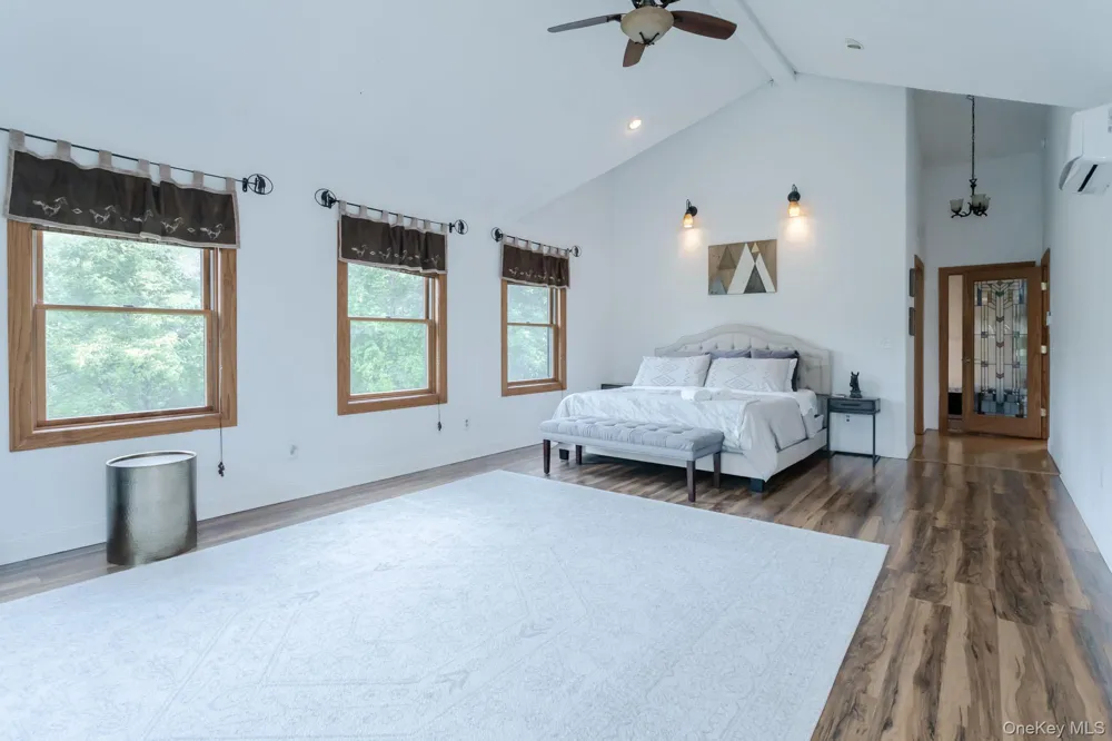 3 Old Cross Road Warwick, NY 10990
