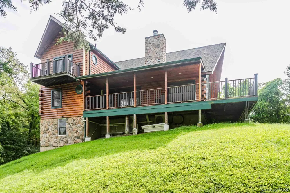 3 Old Cross Road Warwick, NY 10990