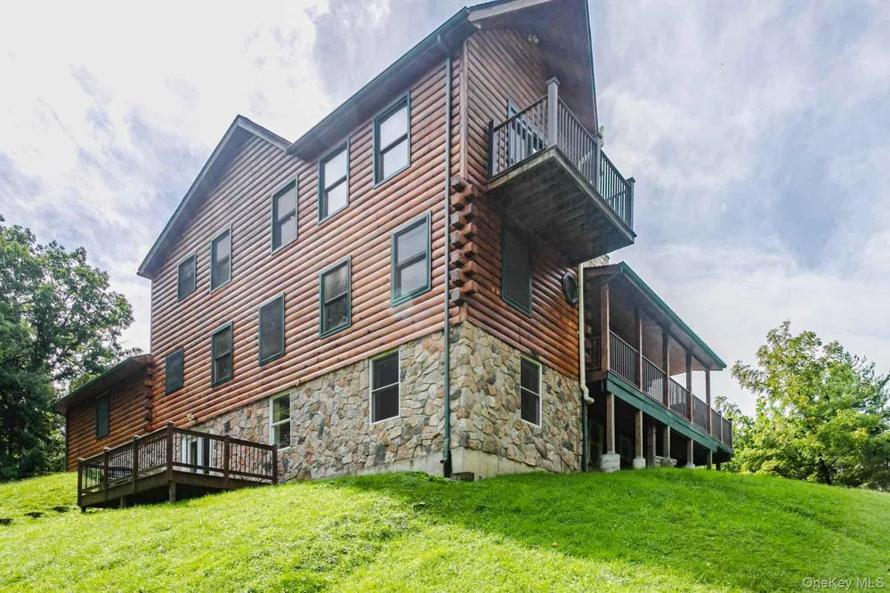 3 Old Cross Road Warwick, NY 10990