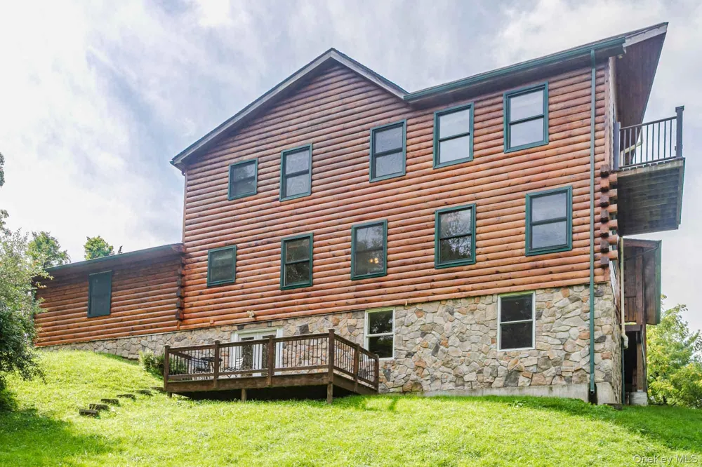 3 Old Cross Road Warwick, NY 10990
