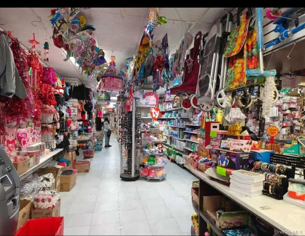 45-07 46th Avenue Woodside, NY 11377