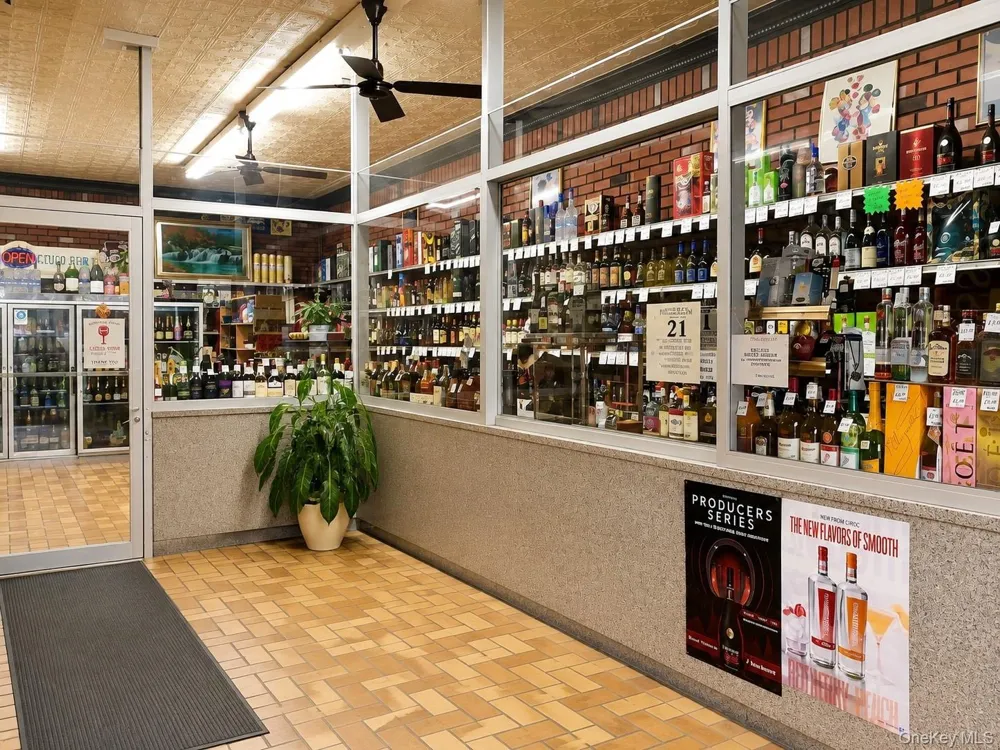97-10 101th Ave Ozone Park, NY 11416