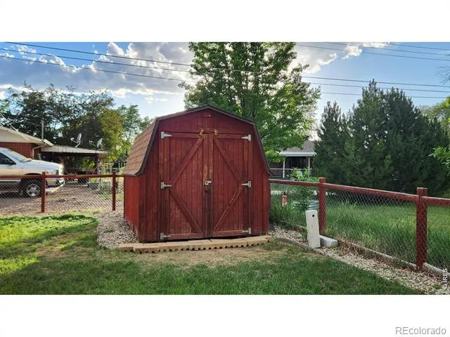 521 W 33rd Street Loveland, CO 80538