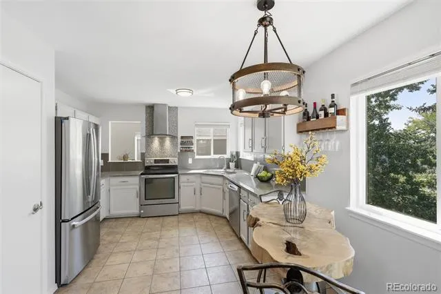 9339 Waterford Court Highlands Ranch, CO 80130