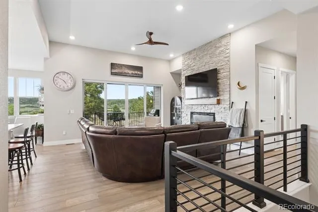 154 E Lost Pines Drive Monument, CO 80132