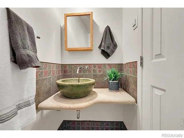 1850 Iris Avenue Boulder, CO 80304