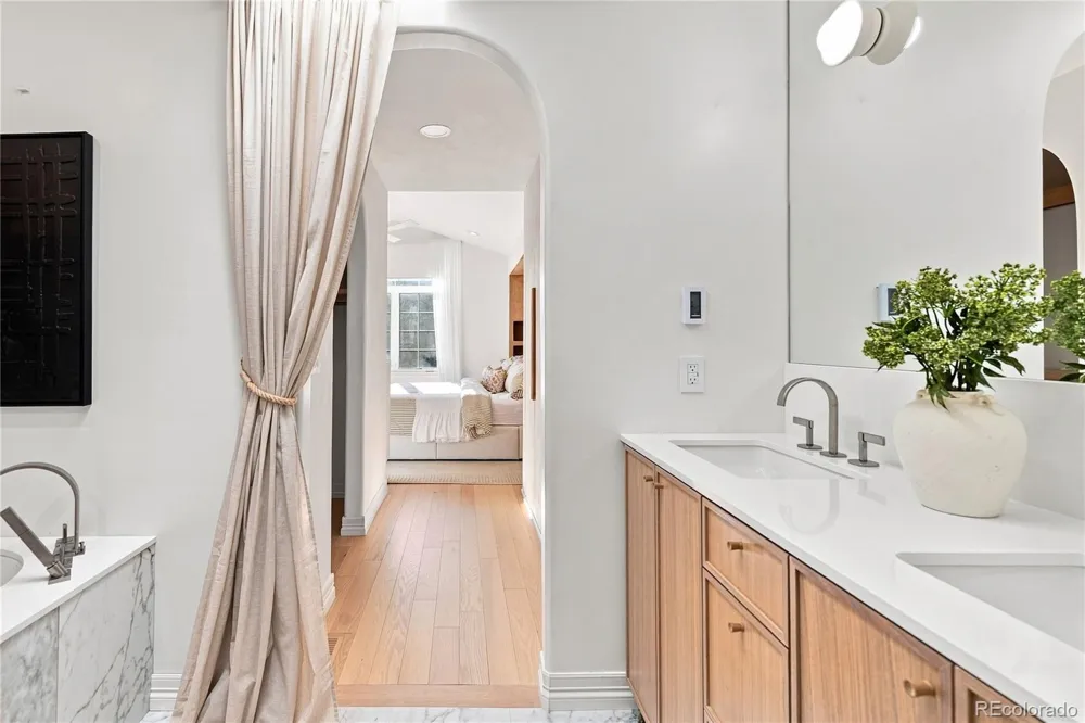 148 S Locust Street Denver, CO 80224