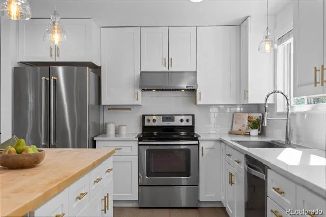 12438 W 70th Place Arvada, CO 80004