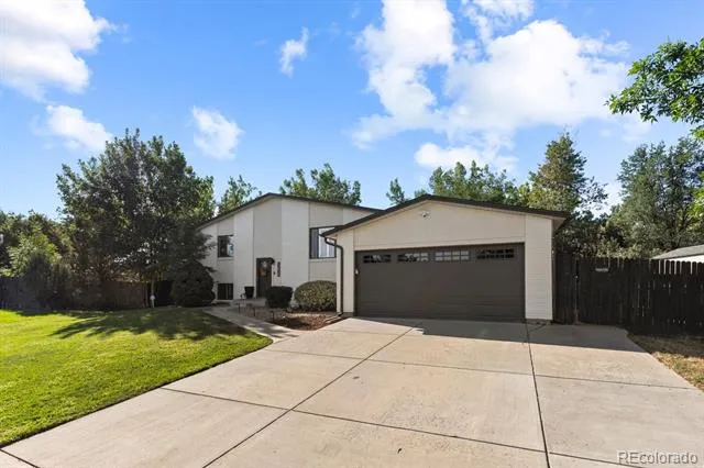 12438 W 70th Place Arvada, CO 80004