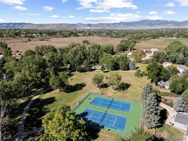12438 W 70th Place Arvada, CO 80004