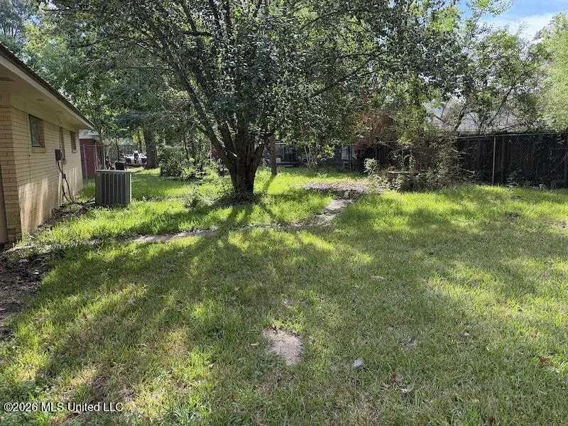 301 Sloan Drive Richland, MS 39218