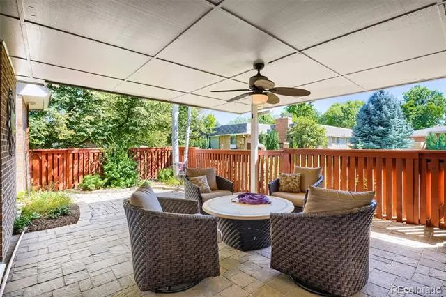 22 Birdie Lane Littleton, CO 80123