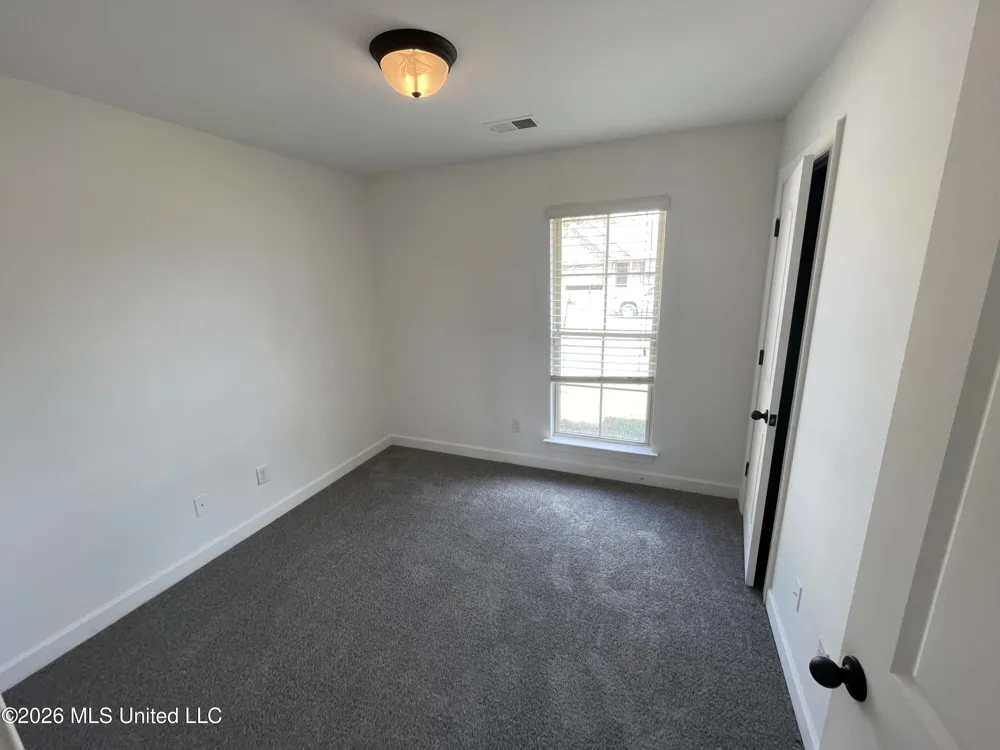 3935 Log Fence Cove Southaven, MS 38671