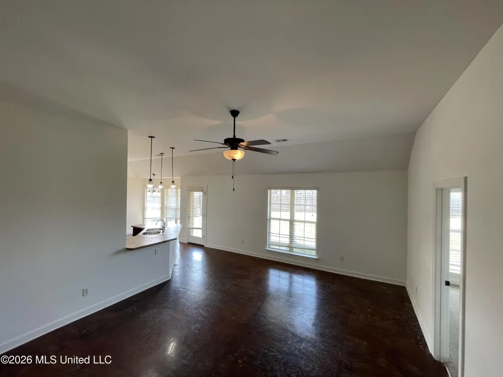 3935 Log Fence Cove Southaven, MS 38671