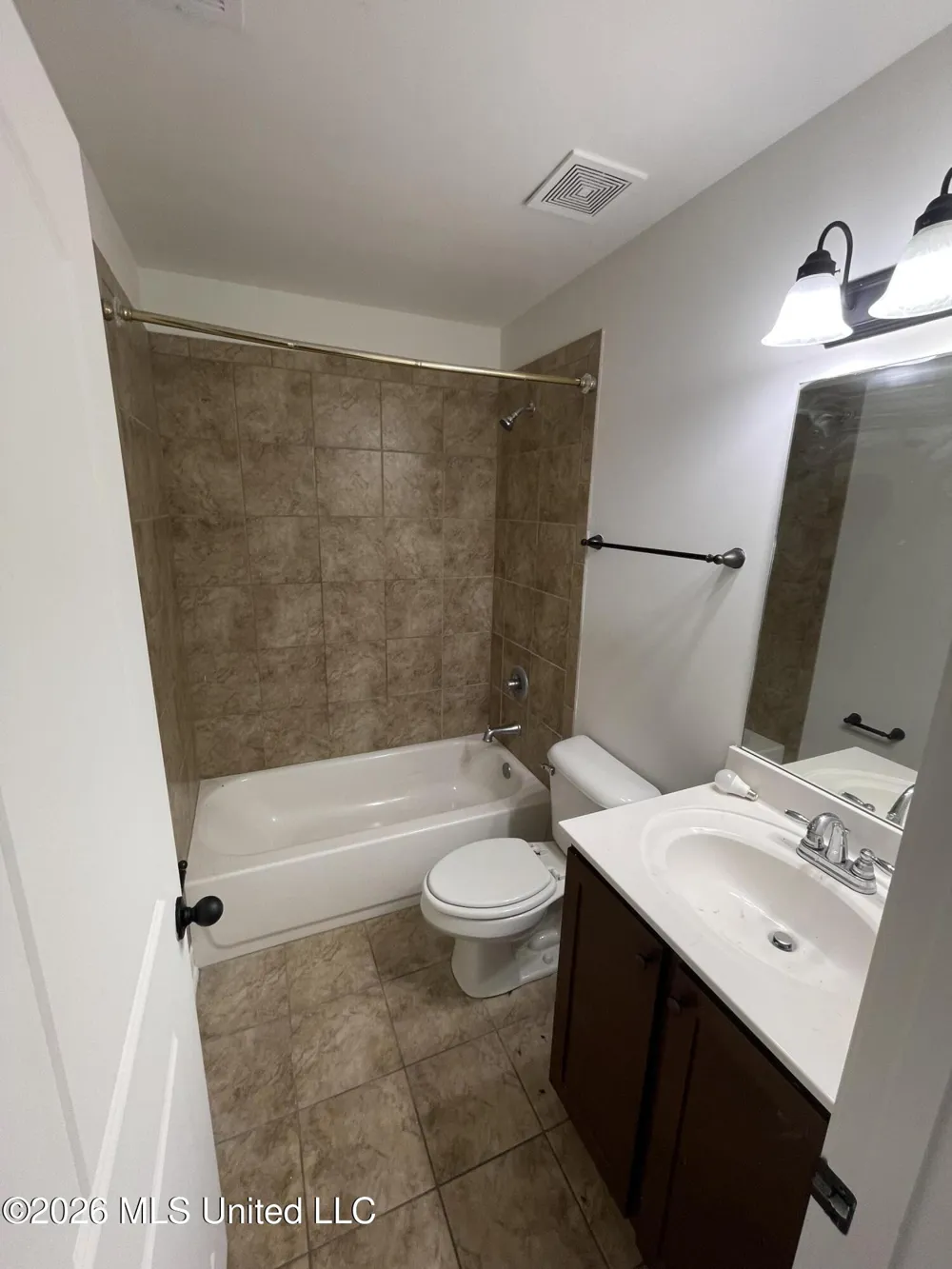 3935 Log Fence Cove Southaven, MS 38671