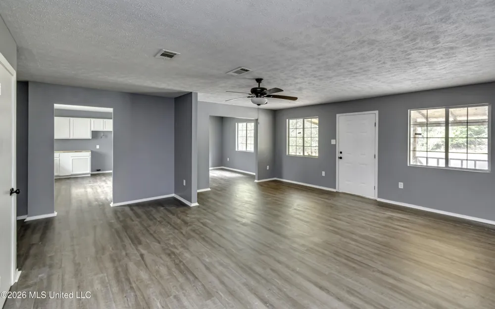 122 Hull Drive Magee, MS 39111