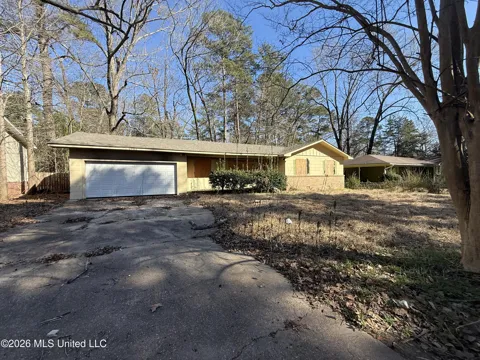 1946 Catalina Drive