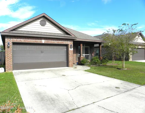 108 Clear Springs Circle