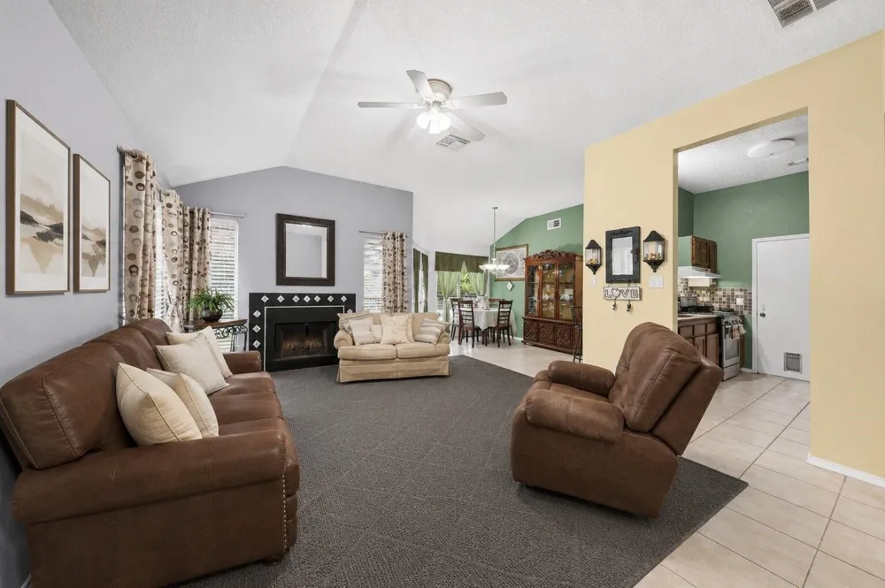 5315 Acorn Court Court League City, TX 77573