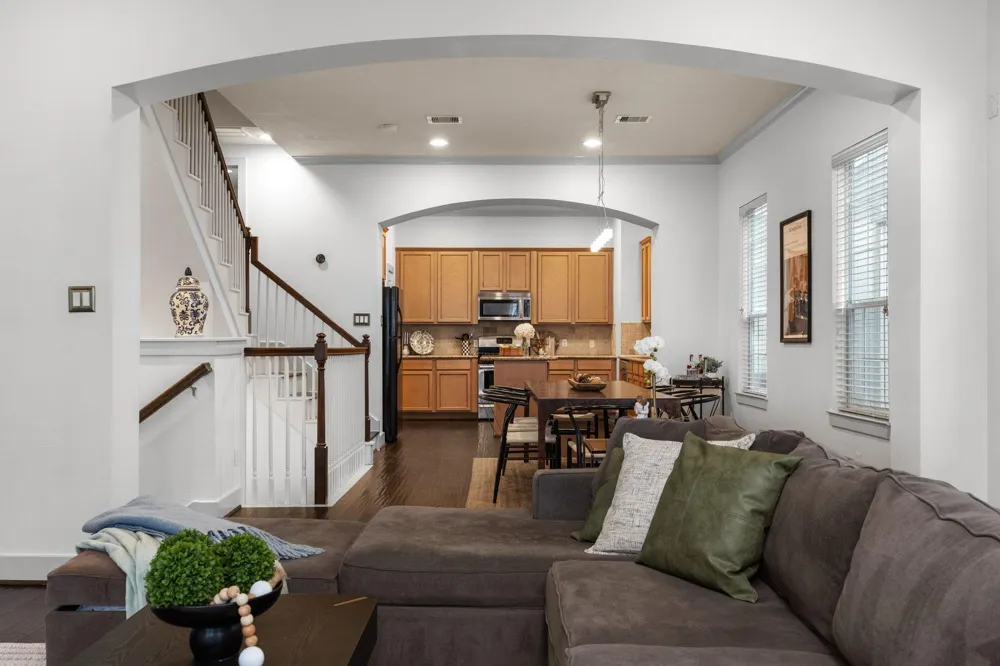 1331 W 24th Street #D Houston, TX 77008