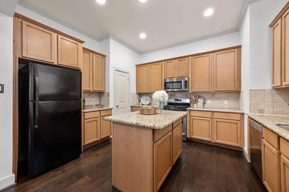 1331 W 24th Street #D Houston, TX 77008