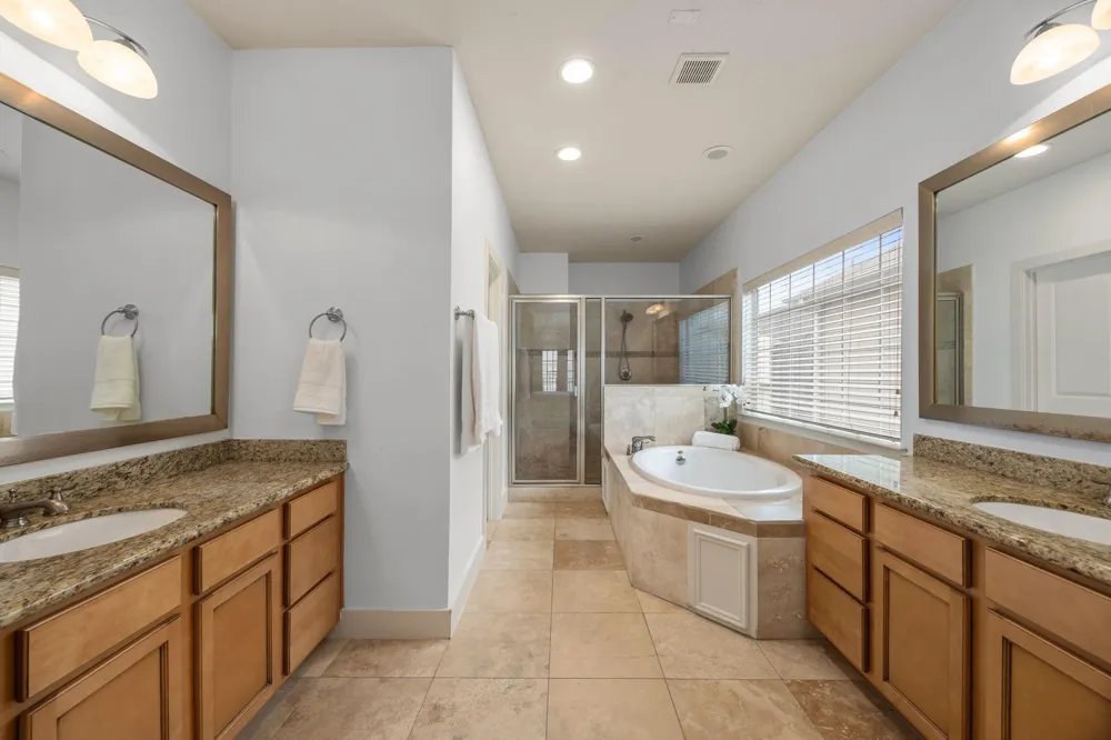 1331 W 24th Street #D Houston, TX 77008