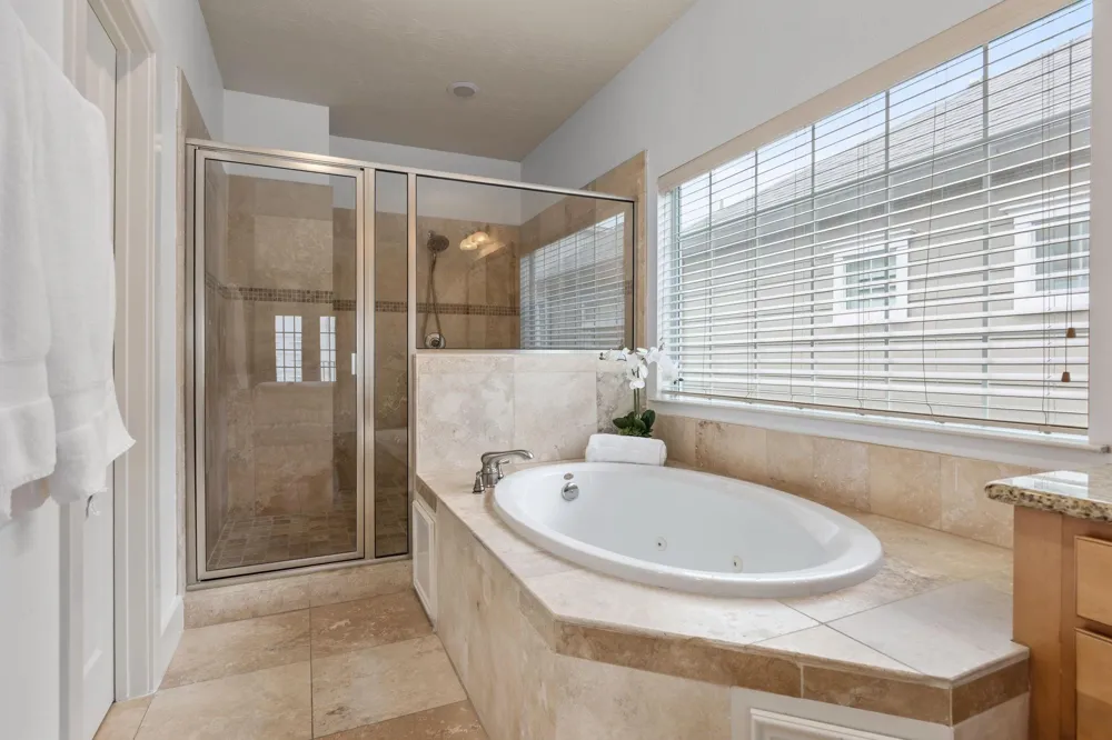 1331 W 24th Street #D Houston, TX 77008