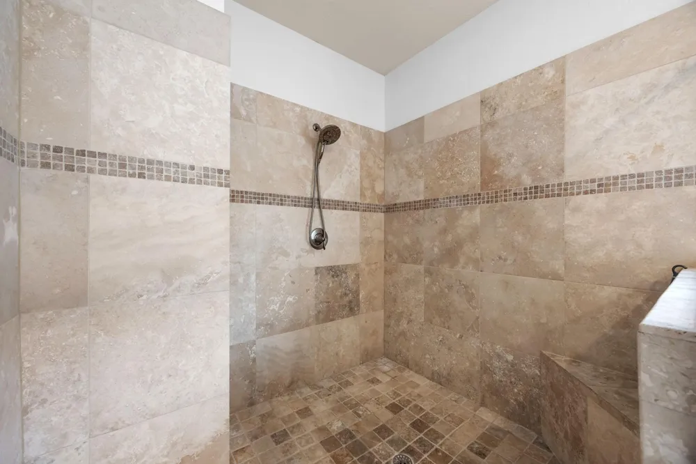1331 W 24th Street #D Houston, TX 77008