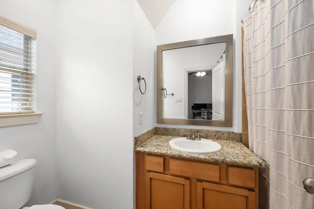1331 W 24th Street #D Houston, TX 77008