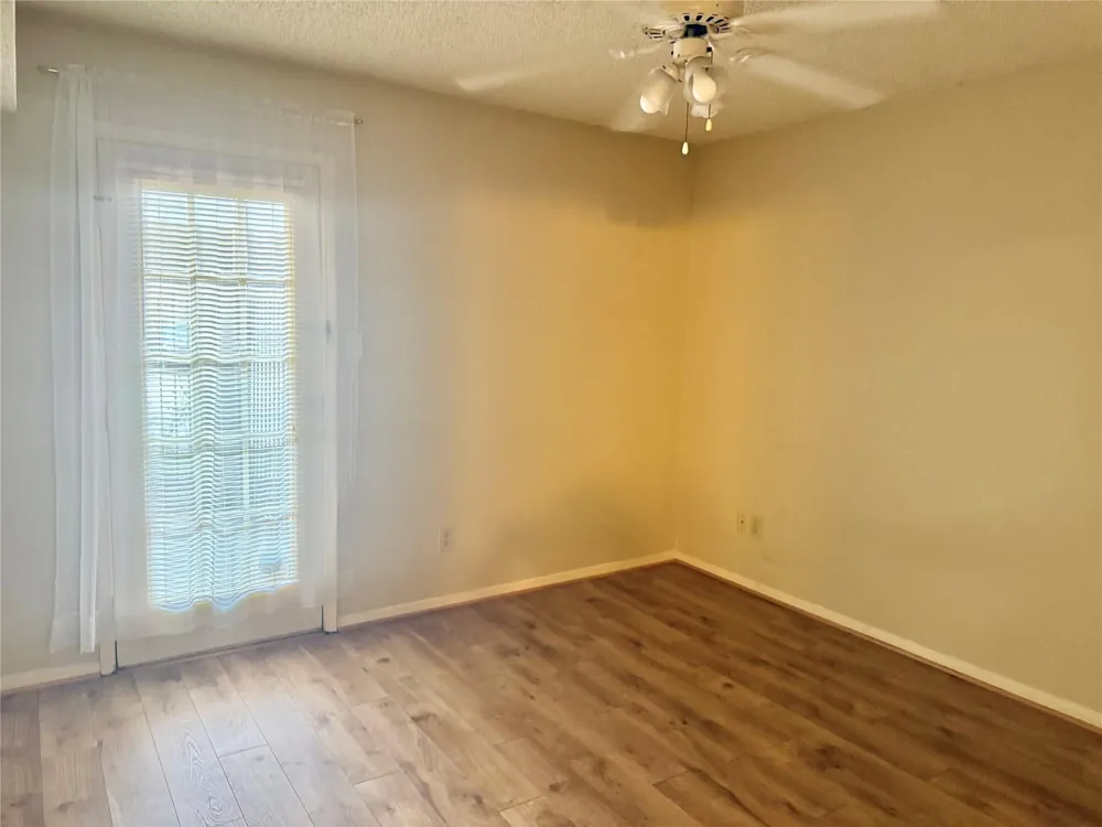 2121 Hepburn Street #407 Houston, TX 77054