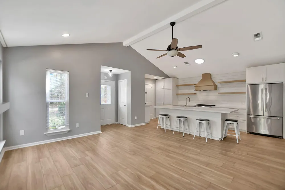 11 Bitterwood Court The Woodlands, TX 77381
