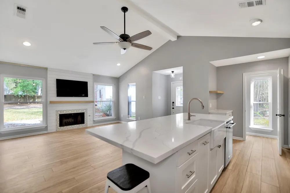 11 Bitterwood Court The Woodlands, TX 77381