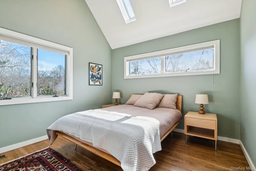 191 Bull Path East Hampton, NY 11937
