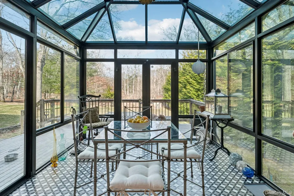 191 Bull Path East Hampton, NY 11937