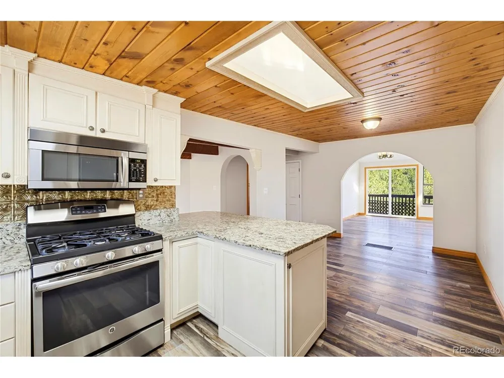 33511 Nova Road Pine, CO 80470