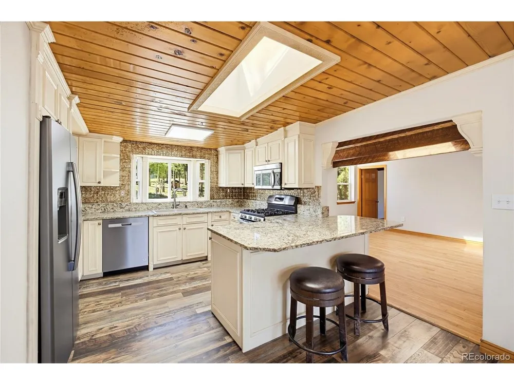 33511 Nova Road Pine, CO 80470