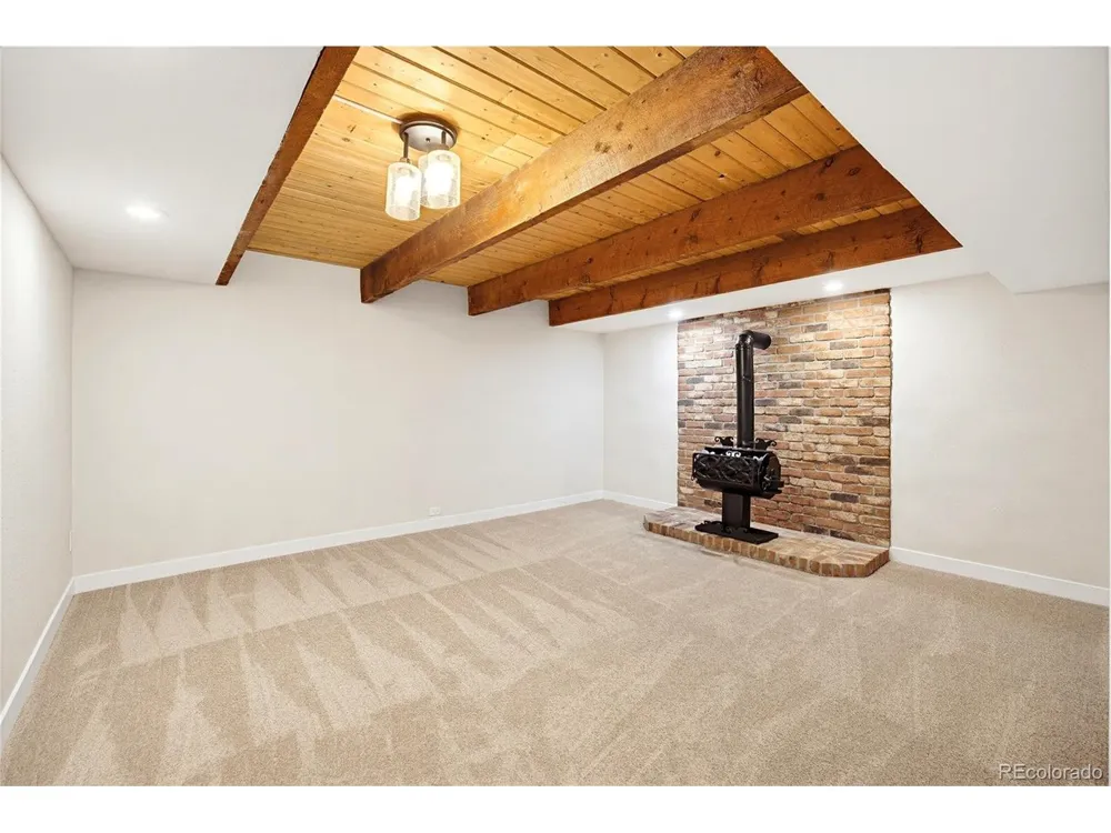 33511 Nova Road Pine, CO 80470