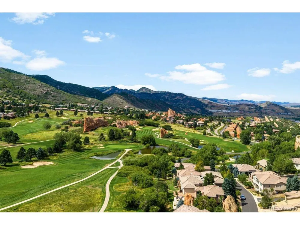 6653 Bright Water Trail Littleton, CO 80125